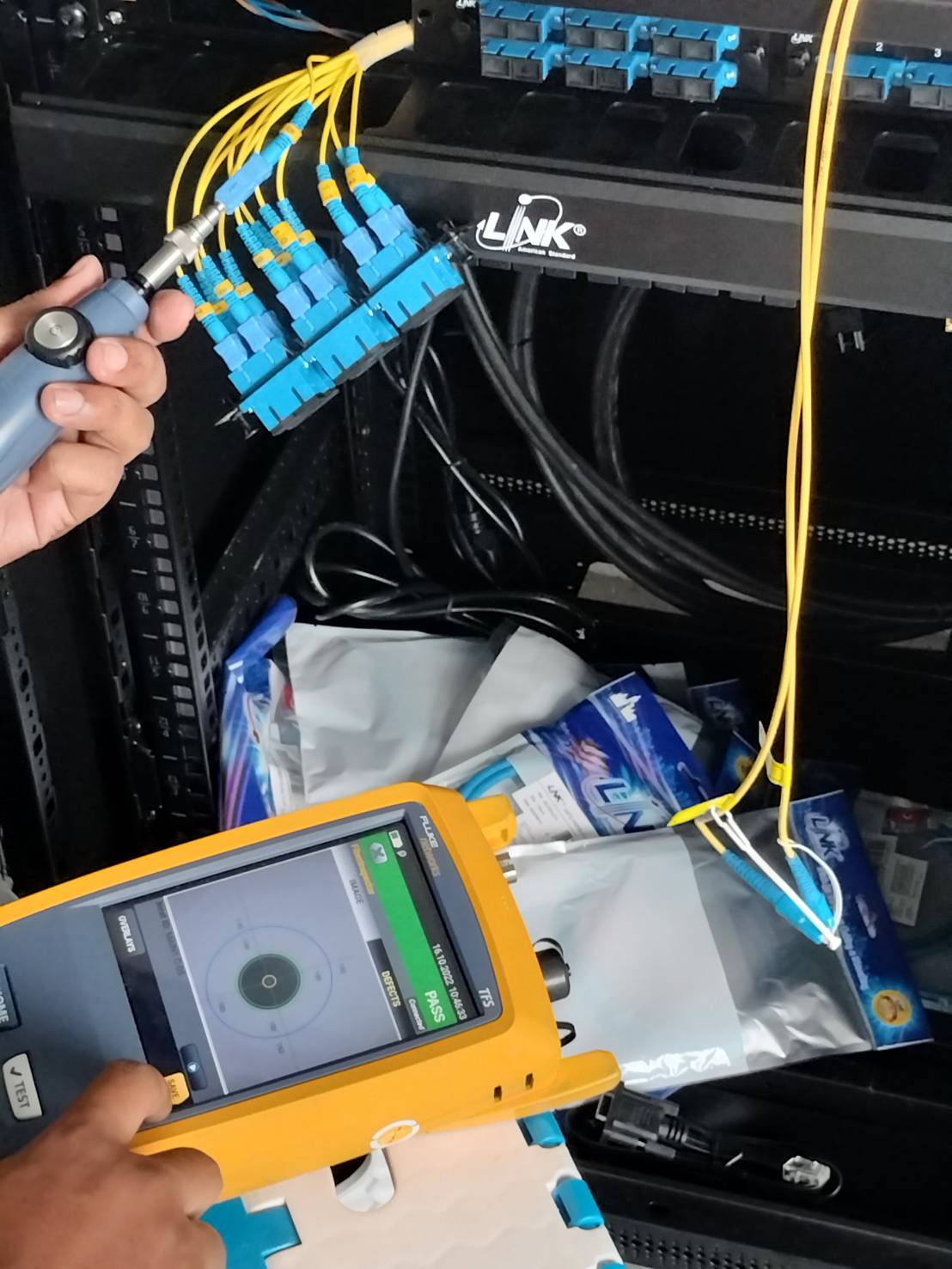 Fiber optic tester